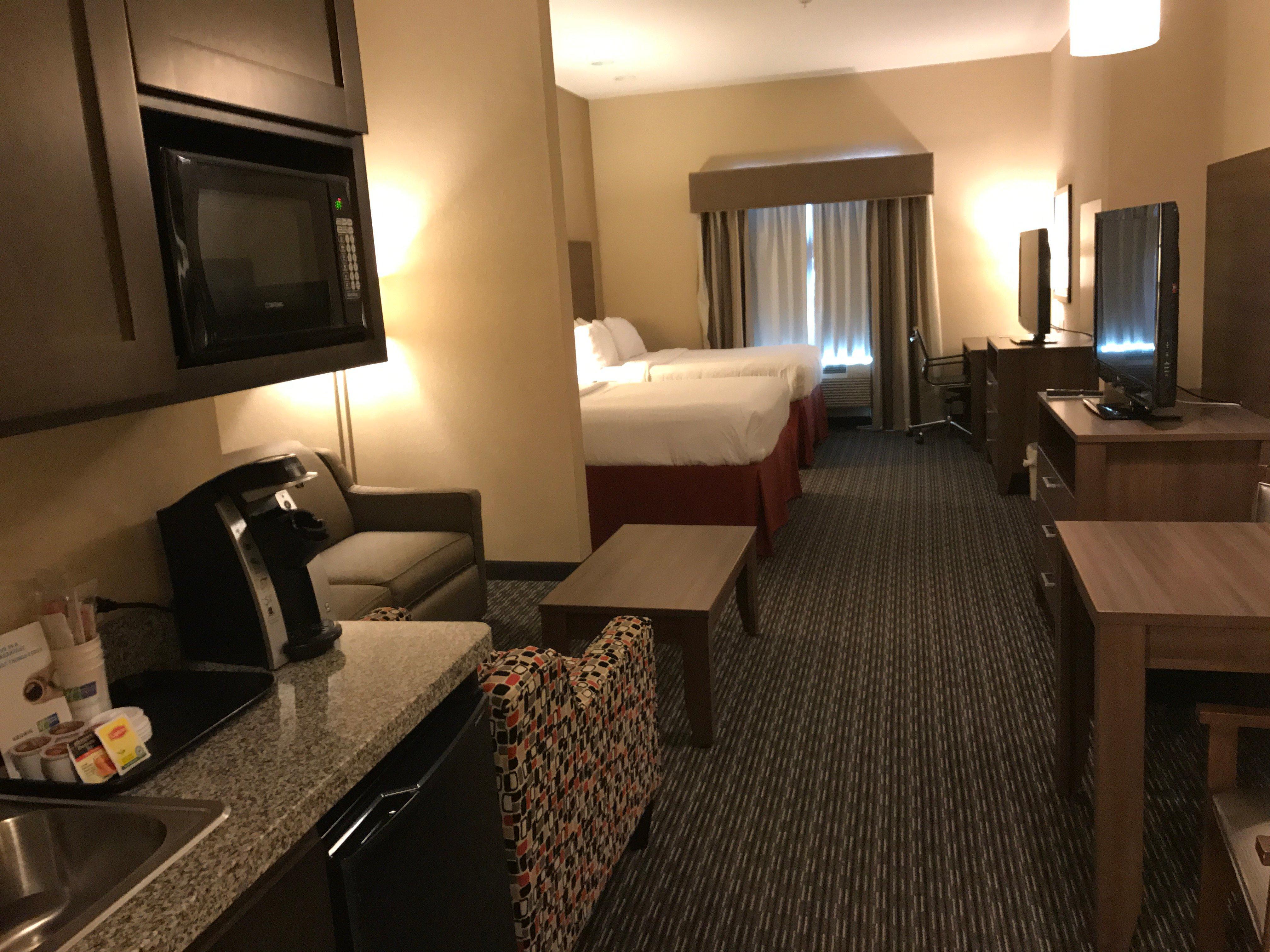 Holiday Inn Express & Suites Fredericksburg By Ihg Luaran gambar