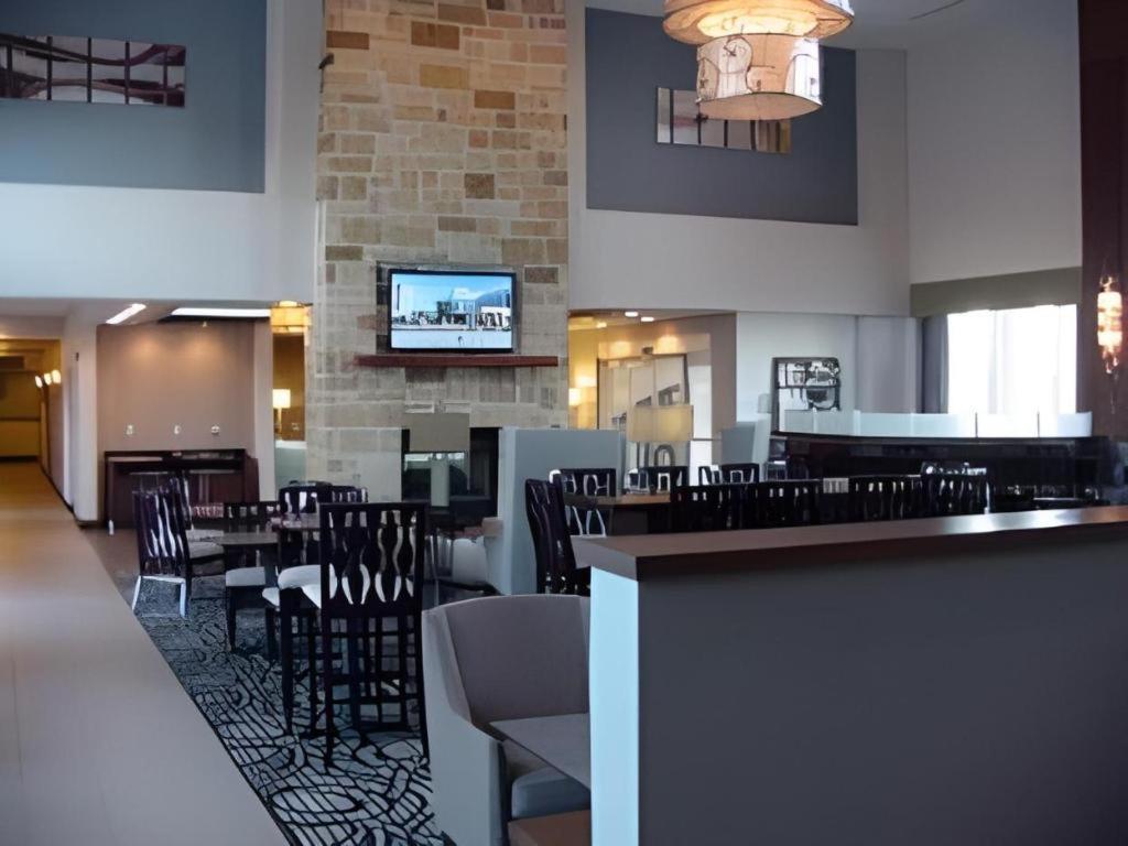 Holiday Inn Express & Suites Fredericksburg By Ihg Luaran gambar
