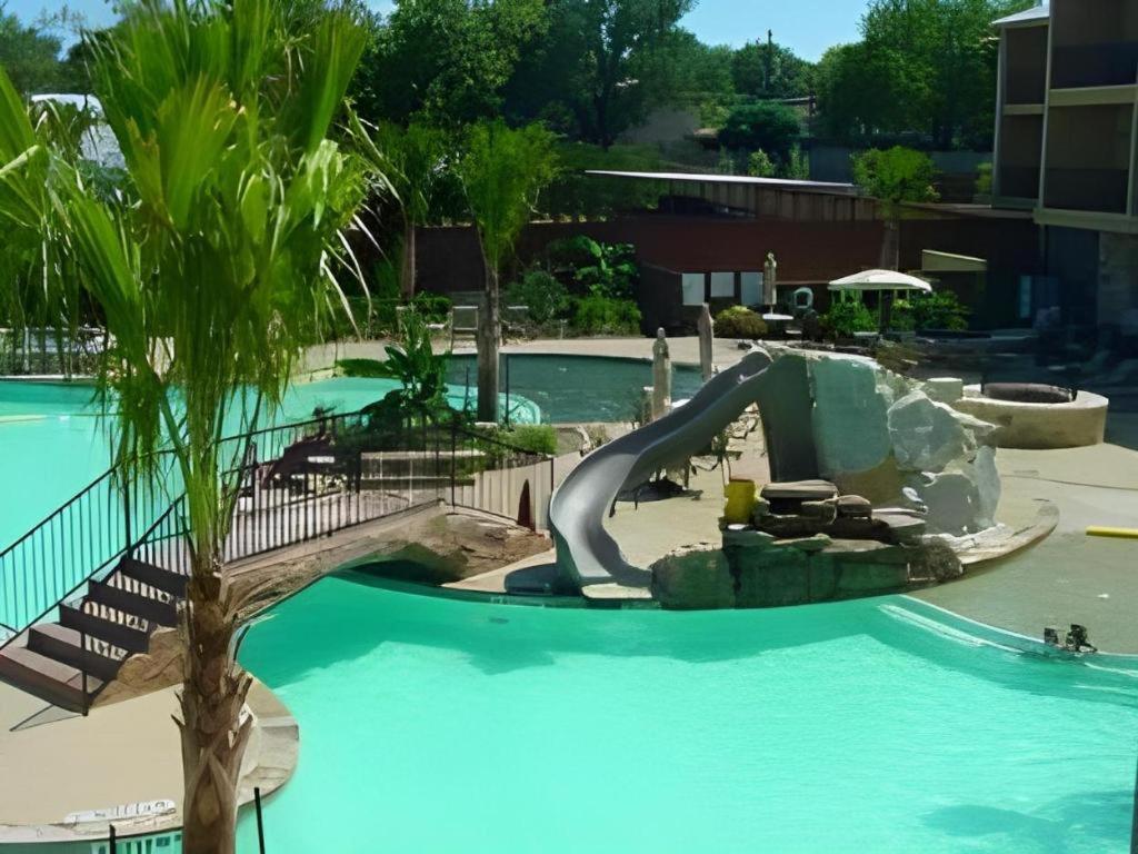 Holiday Inn Express & Suites Fredericksburg By Ihg Luaran gambar