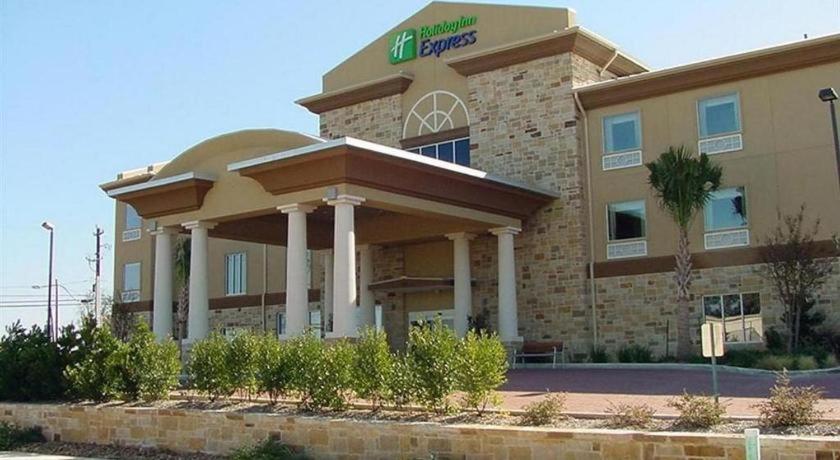 Holiday Inn Express & Suites Fredericksburg By Ihg Luaran gambar