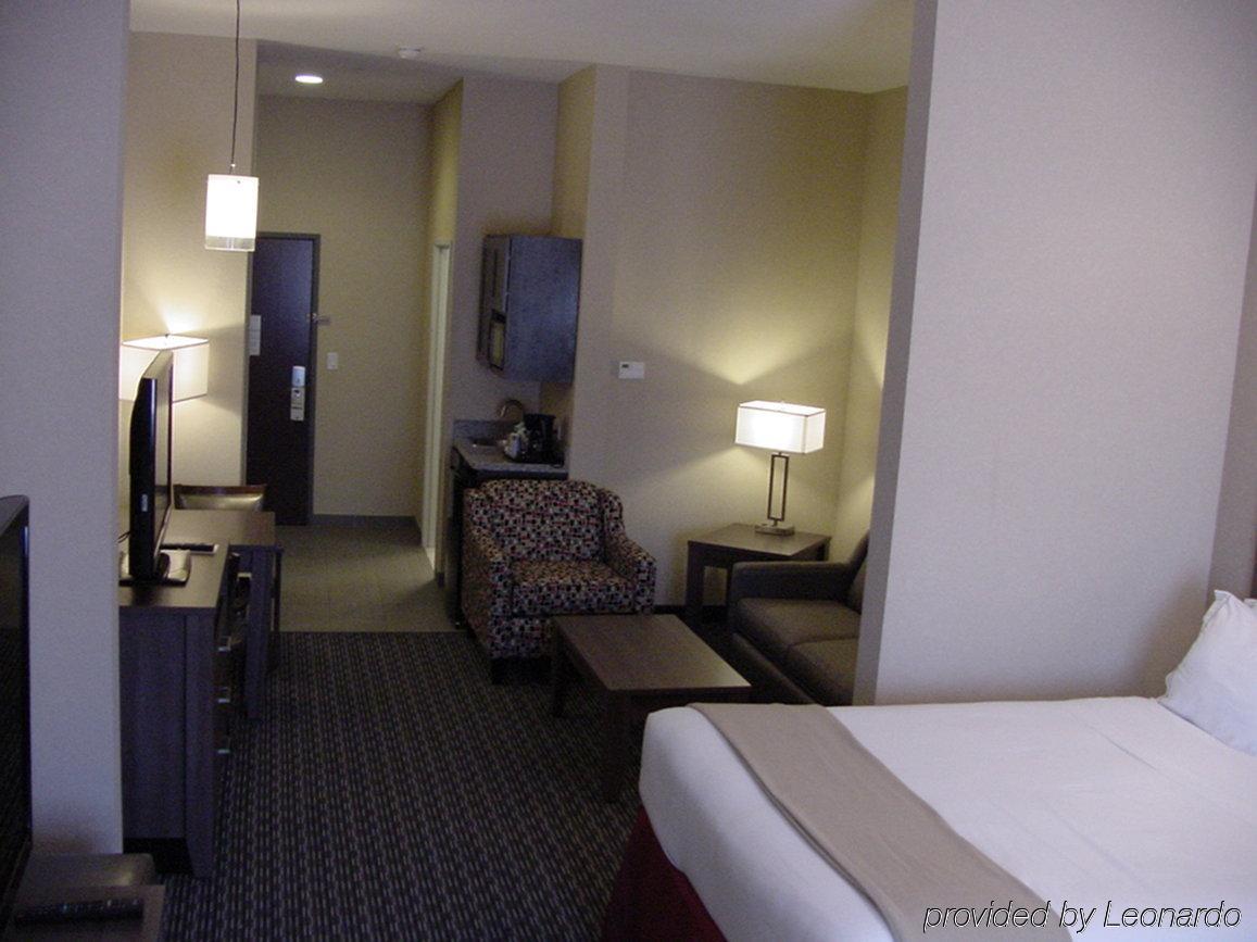 Holiday Inn Express & Suites Fredericksburg By Ihg Luaran gambar